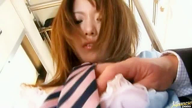 Estudiante Japonesa Miho Imamura Es Insinuante y Caliente