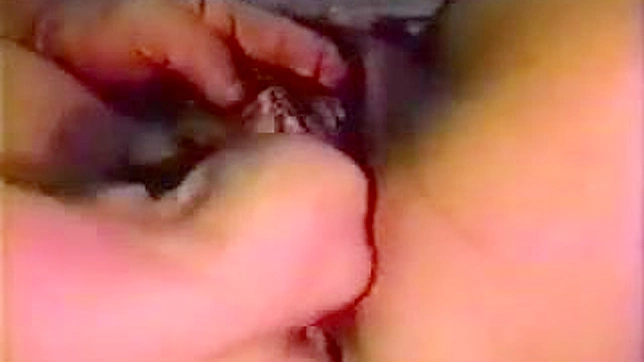 Japonesita Atractiva y Sucia Disfruta de Un Anal Profundo