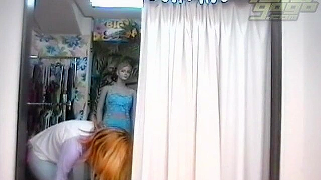 Teen 18+ Japonesa Con Tetitas Pequeñas Muestra Su Culo