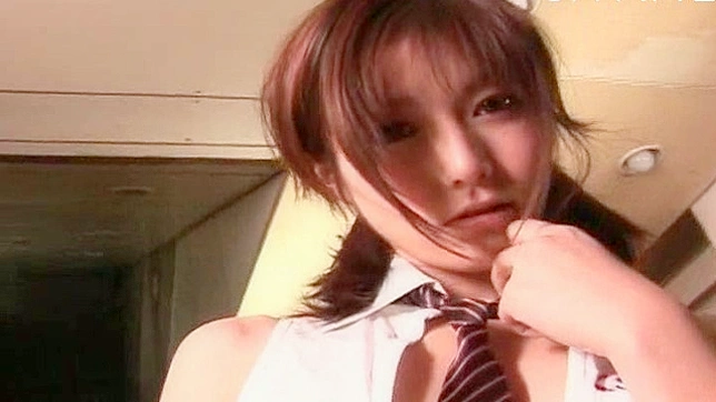 Chica Japonesa Timida Tiene Un Coño Lujurioso Que Ofrecer