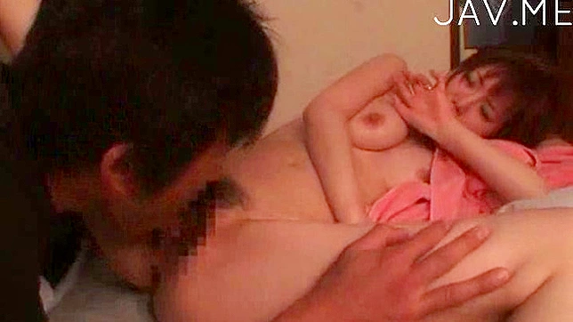 Teen Gets Her Pussy Licked Raw While Moaning Loudly