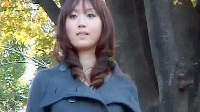 Mature boss seduces his maid and she is ploughed hard