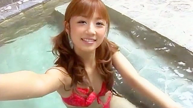 Guapas chicas japonesas luciendo sus cuerpos sensuales