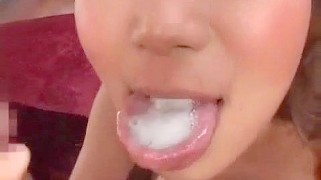 Chica Caliente Hace Un Profundo Deep Throat