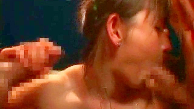 Mujer Hermosa Folla Con Dos Hombres En Su Pequeña Coñito