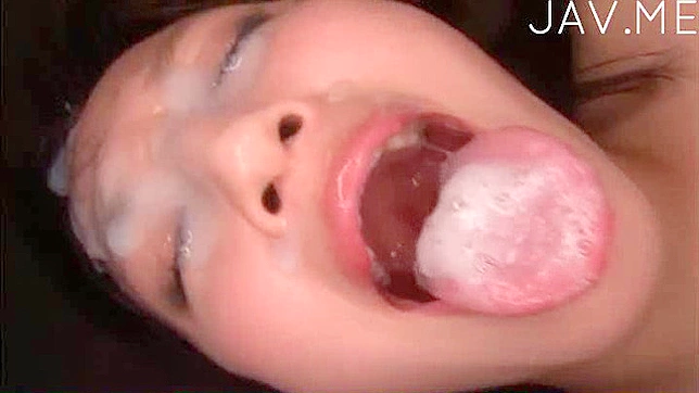 Cara Cubierta de Esperma en Orgías Aroma Excitantes