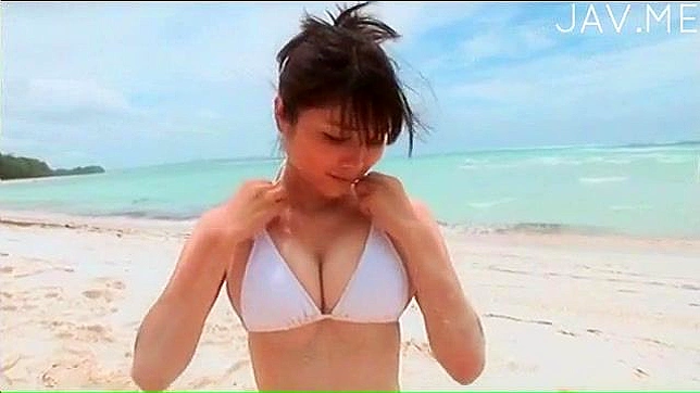 Chica Asia en Bikini Sexy Necesita Un Drilling Hardcore
