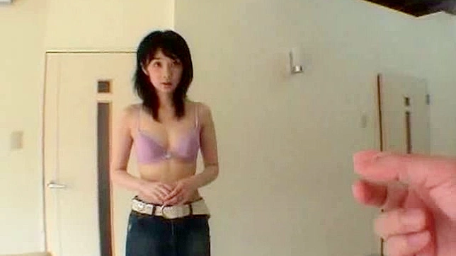Petite beauty toys her cunt