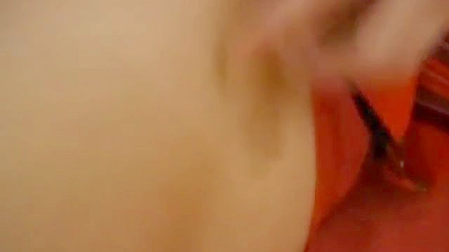 Chica asiática amateur Ann Ogura se masturba su conchita