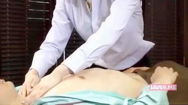 Video Erótico de Chica Asiática Seductora follando