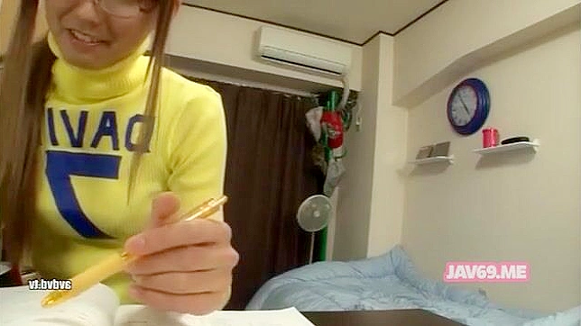 Chica Japonesa Seductora En Vídeo de FollaZO