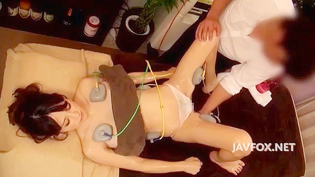 Chica Asia Seducida en Vídeo de Sexo Ardiente
