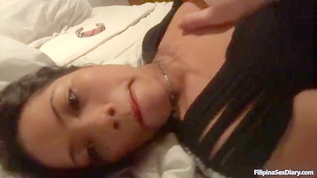 Chica Apetitosa Follando Con Pasión