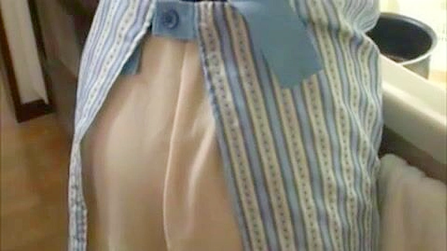 Hitomi Ohashi Secret Affair with Mother-in-law Caught on Camera