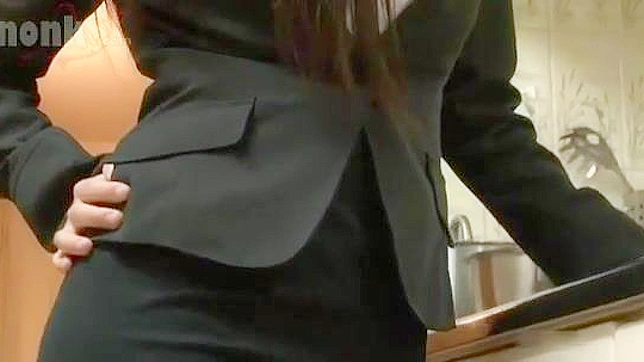 Asian Real Estate Agent Gets Fucked by her Client