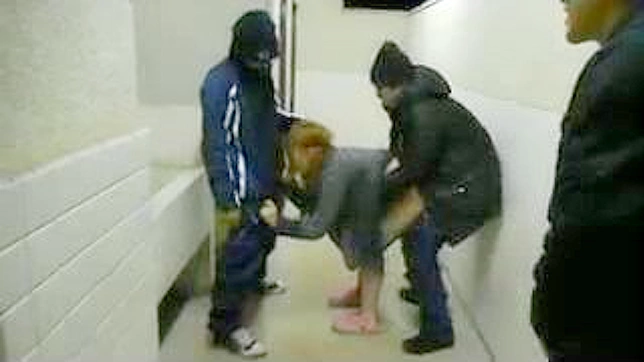 Robber Foursome! Thieves' Wild Anal Orgy with Multiple Participants