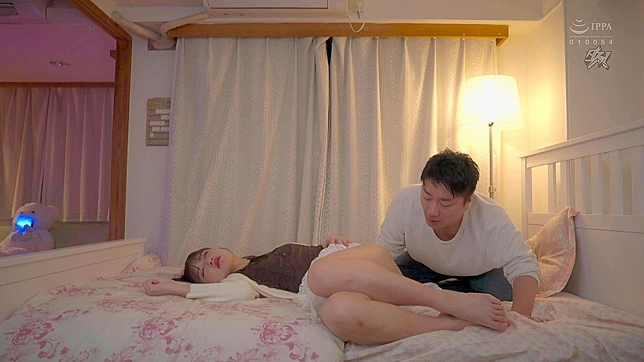 Jap's Ass Opening Up for Daddy's Cock - Japanese Shemale Takes It All!