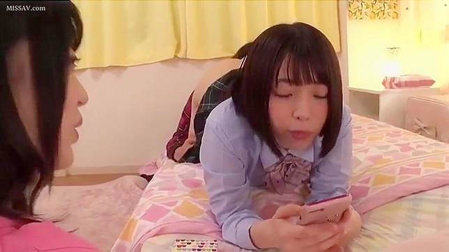 Asian Student Fucked his Classmate Doggystyle while She was Glued to her Phone, FFM