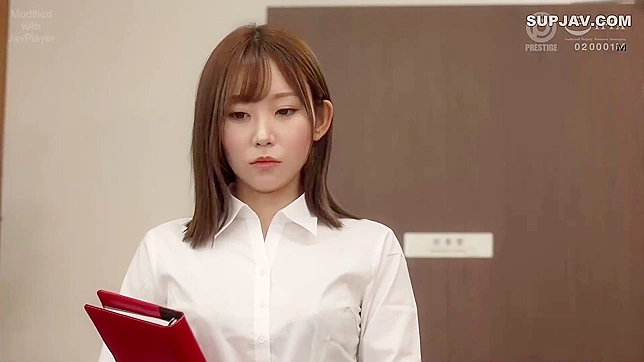 Asian Secretary Сompleted the Mission to Fuck on the Floor and Suck Cock