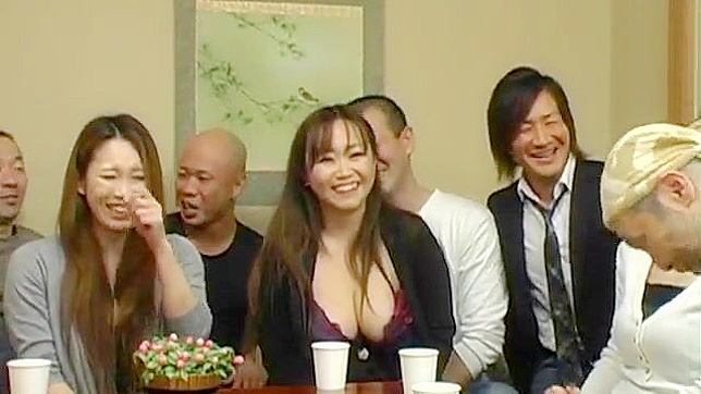 Juicy Asian Babe Exposes Wet Cunt, Seduces Eager Man For Wild Sex